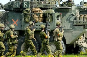 Kanada Ukraynaya zirehli texnika, Latviyaya yeni hərbçilər göndərəcək