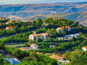 Yeni qəsəbənin tikintisinə daha 7,7 milyon manat ayrıldı