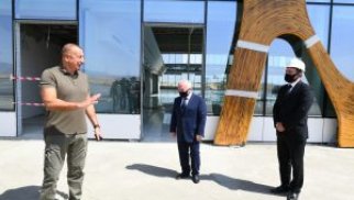 Prezident İlham Əliyev və birinci xanım Mehriban Əliyeva Füzuli aeroportunda görülən işlərlə tanış olublar – FOTO