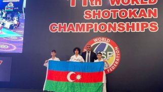 Karateçilərimiz İstanbulda qazandıqları 29 medalı Zəfər Gününə həsr etdi - FOTO