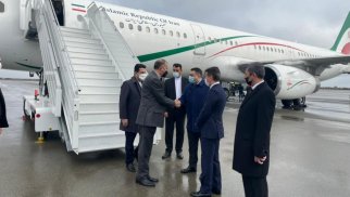 İranın xarici işlər naziri Azərbaycana gəlib