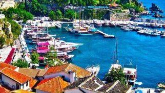 Türkiyə bu il rekord turist gəlişinə ümid edir