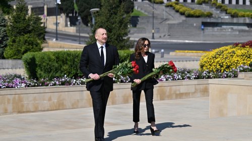 İlham Əliyev və birinci xanım Həzi Aslanovun məzarını ziyarət etdi