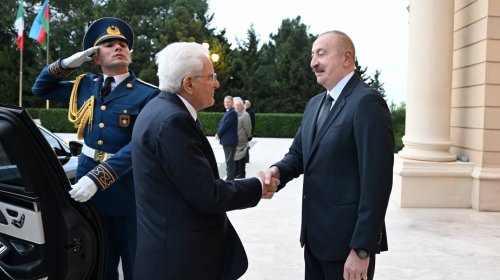 İlham Əliyev İtaliya Prezidentini təbrik edib