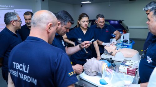 Təcili tibbi yardım əməkdaşları üçün praktiki təlim keçirilib