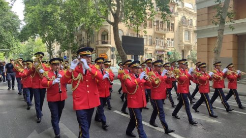 Sabah Bakıda hərbi orkestrlərin müşayiəti ilə yürüşlər təşkil olunacaq