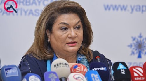 “Ailə oturur, uşaqlar alır telefonu...”