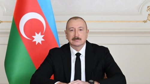 İlham Əliyev Misir Prezidentini təbrik etdi