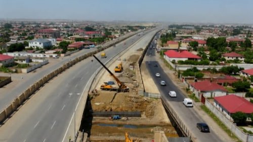 Qobustan qəsəbəsi ərazisində yeni körpünün inşası yekunlaşıb
