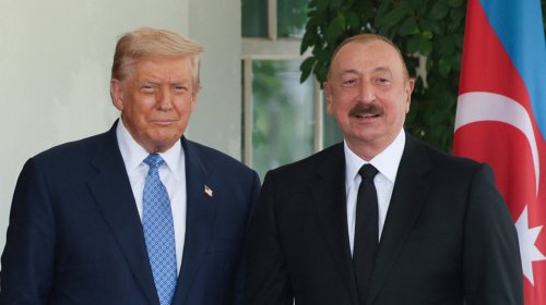 İlham Əliyev Donald Trampla danışdı