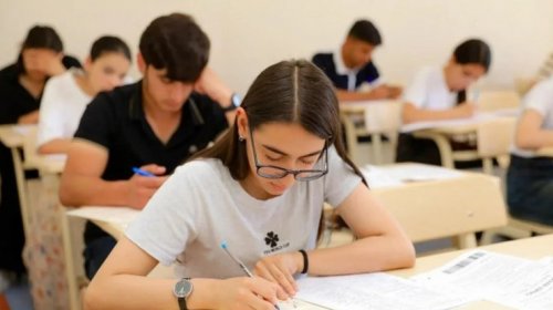Lisey və gimnaziyalara şagirdlərin sənəd qəbulu başlayıb