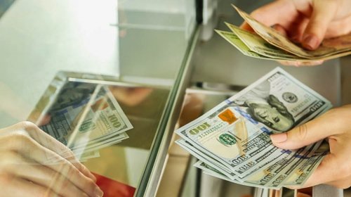 Mərkəzi Bank yeni məzənnələri açıqladı