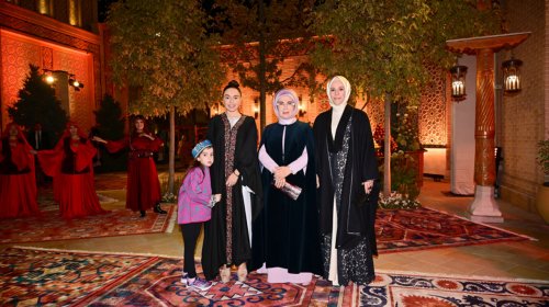Leyla Əliyeva Əminə Ərdoğanla bir arada
