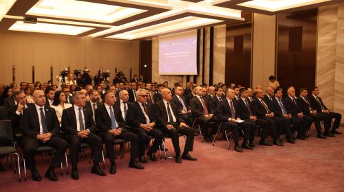 “Rəqəmsal Maliyyə Ekosistemi: İdarəetmədə Yeni Mərhələ” mövzusunda konfrans keçirilib