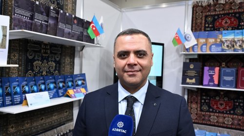 Ombudsman aparatının stendi hüquqi maarifləndirmə mərkəzinə çevrilib