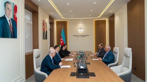 Fərid Əhmədov Pakistanın Konstitusiya Məhkəməsinin sədri ilə görüşüb